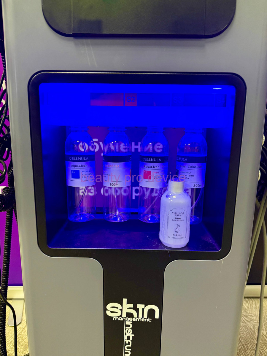 Аппарат гидропилинг Skin (10в1), черный