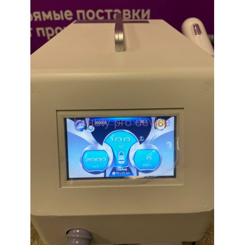 Аппапат для удаление перманетного макияжа Pico laser